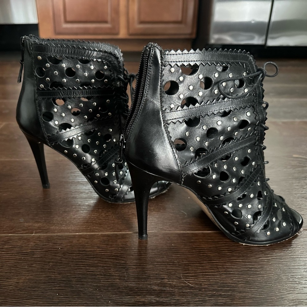 Stuart Weitzman Heels